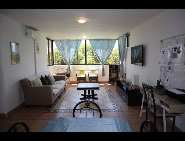 3 BEDROOM FLAT FOR SALE IN PARADISE VALLEY